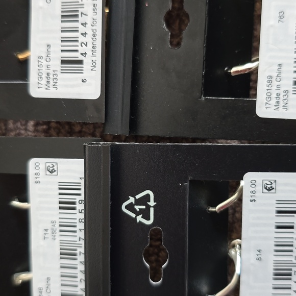 NAPIER BRAND WOMENS FASHION JEWELRY BUNDLE OF 5 PAIRS OF EARRINGS - Picture 15 of 16